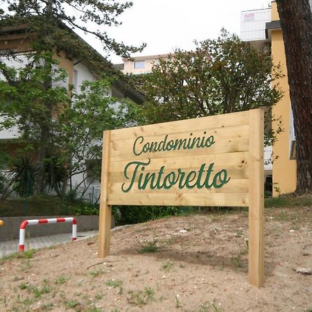 Ba- Tintoretto Apartments - Lignano Sabbiadoro Exterior photo