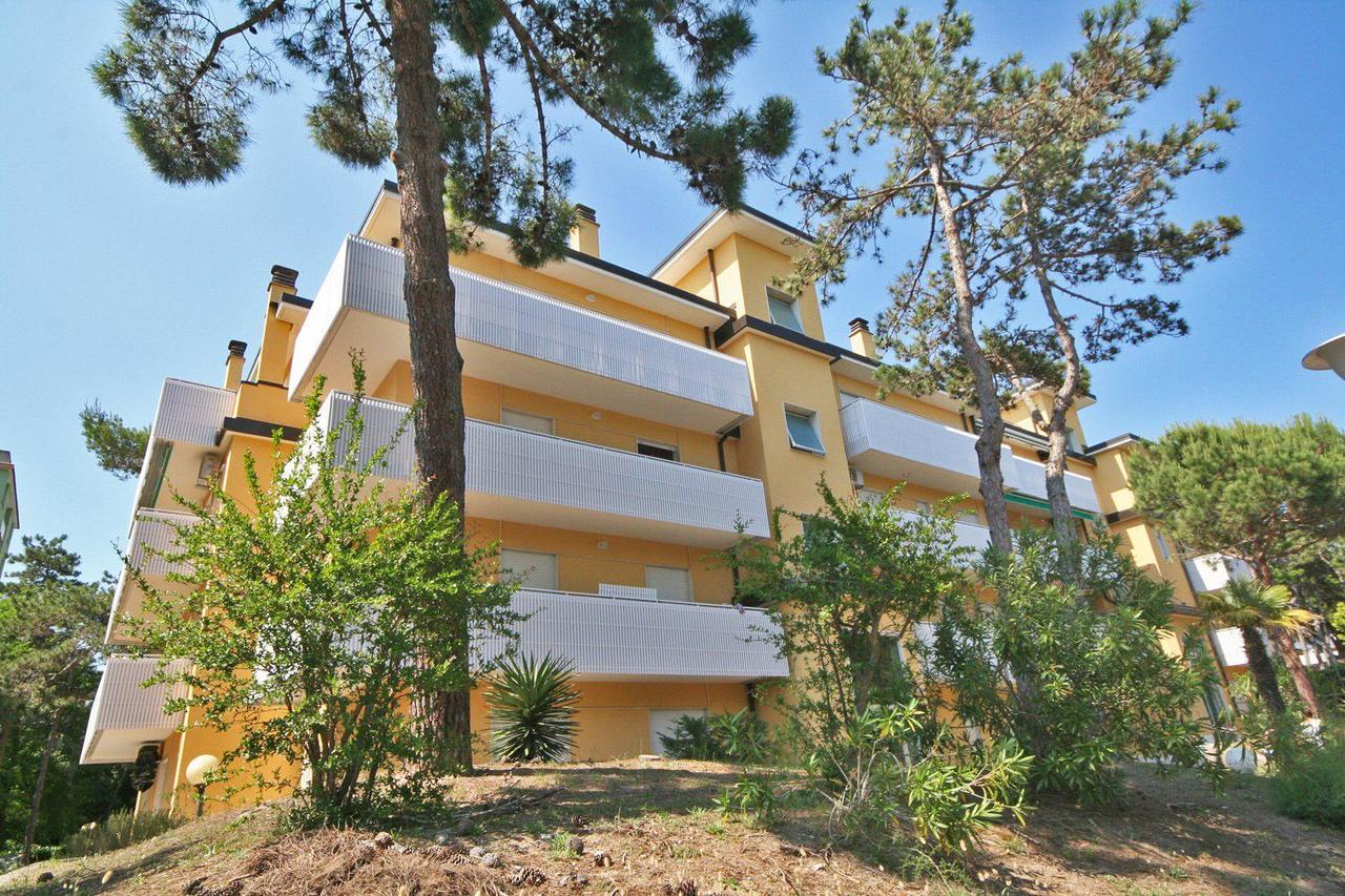 Ba- Tintoretto Apartments - Lignano Sabbiadoro Exterior photo